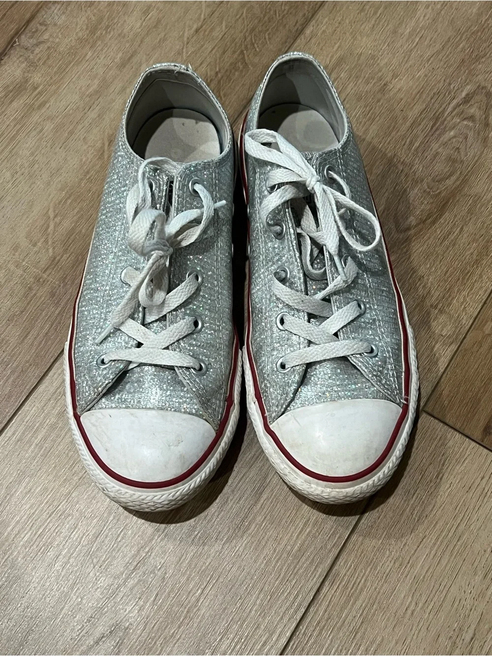 Converse Silver Glitter Low-Top Sneakers Girls 4